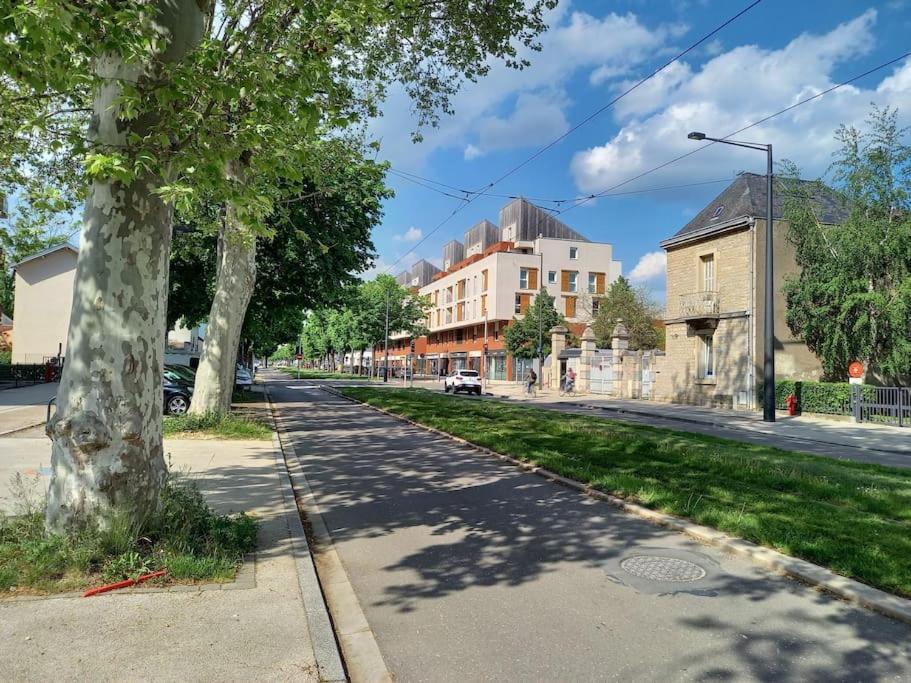 Bel Appartement Grande Terrasse Avec Parking A Dijon Eksteriør billede