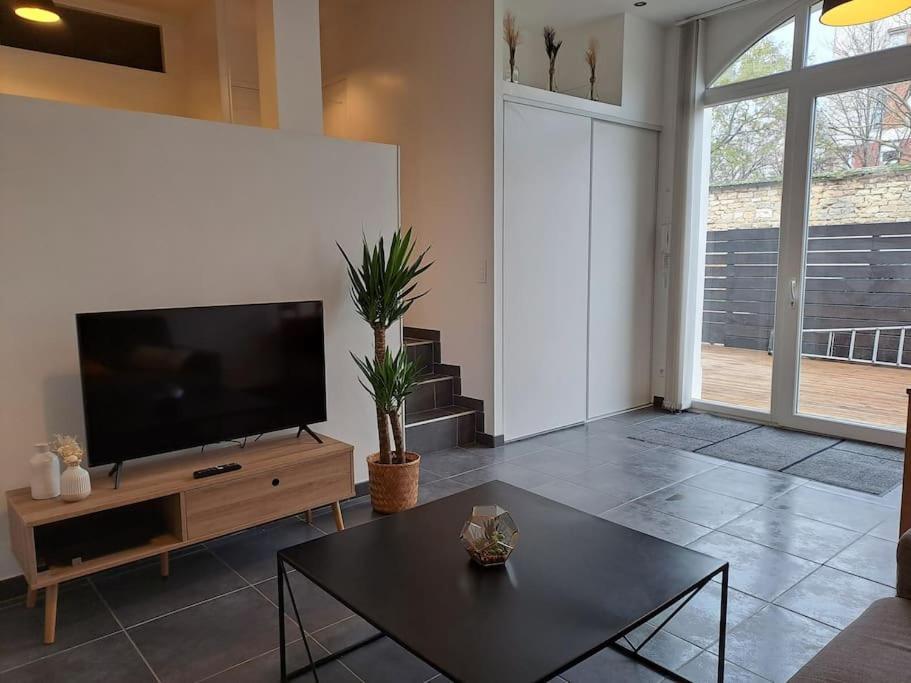 Bel Appartement Grande Terrasse Avec Parking A Dijon Eksteriør billede